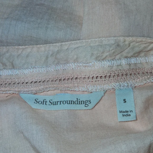 Embroidered Pink Floral Women's Top - Picture 10 of 11